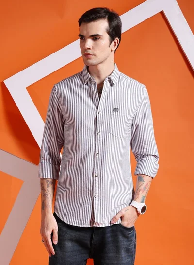 The Indian Garage Co Men Slim Fit Striped Full Sleeves Cutaway Collar Casual Shirt