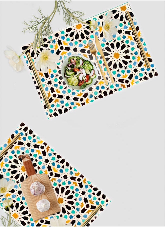لوحة صينية تقديم مصنوعة من الأكريليك بمقابض معدنية ذهبية اللون مزخرفة بتصميم زخرفة البلاط  - Image 1