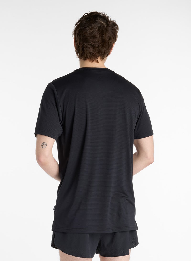 نيو بالانس تيشيرت رسومات إسنشالز - Image 2