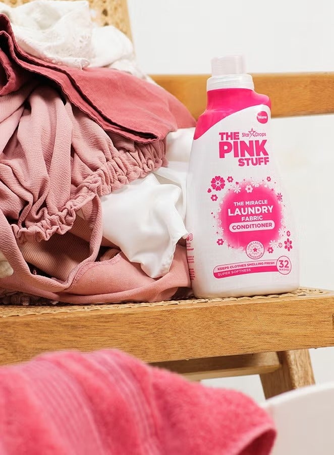 ذا بينك ستاف منعم الأقمشة المعجزة، يُضفي على الأقمشة رائحة الفواكه المنعشة، 32 غسلة، 960 مل - Image 3