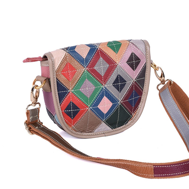 Retro Genuine Leather Women'S Small Bag With Contrasting Color Design, Cowhide Ethnic Style Crossbody Saddle Bag, Model - Image 5