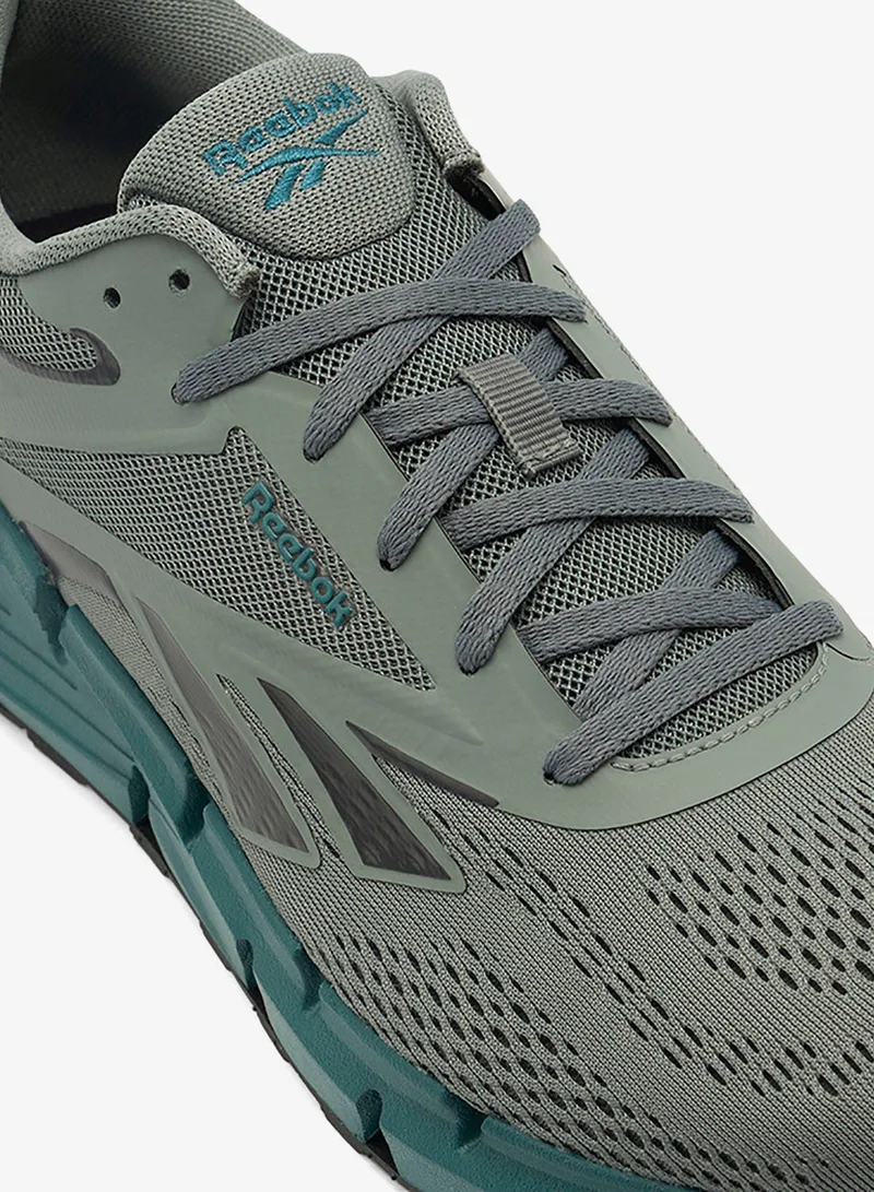 ريبوك زيج ديناميكا 6