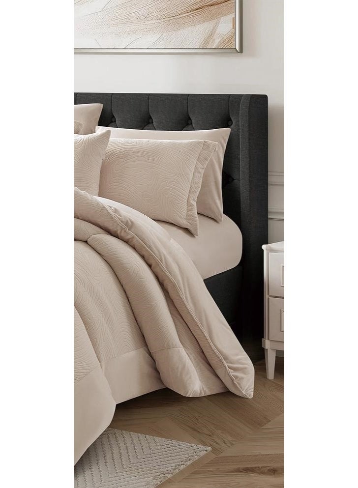 سيلك مفرش سرير نفرين ملكي شتوي فخم منقوش من المخمل الناعم والفرو ليمنحك الدفئ - Image 4