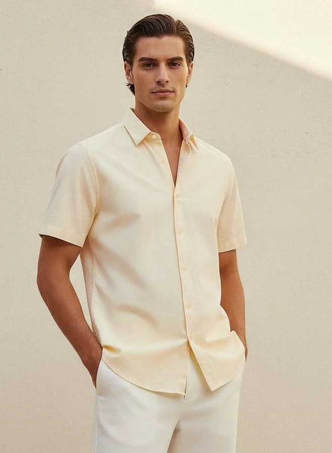 Splash FAV Men Regular Fit Collared Short Sleeves Oxford Shirt