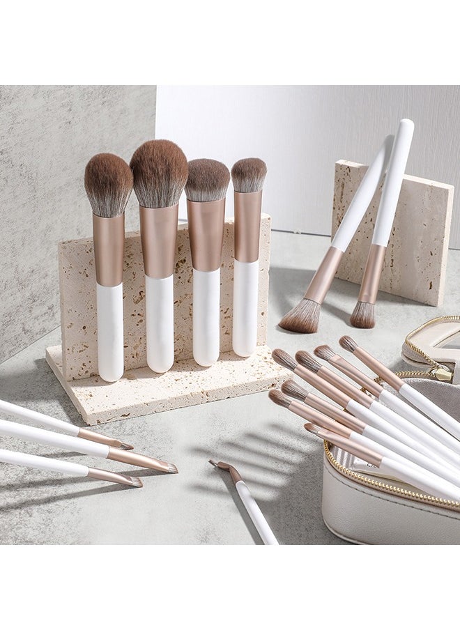 Makeup Brush Set 18 Pieces Makeup Brushes Foundation Powder Blush Highlighter Concealer Makeup Brush Kit for Home And Travel Blending Make Up Brushes Set White - pzsku/Z8709A6633498FB430921Z/45/_/1709202637/f44e69d7-332d-44fc-8561-d18eb4775d46