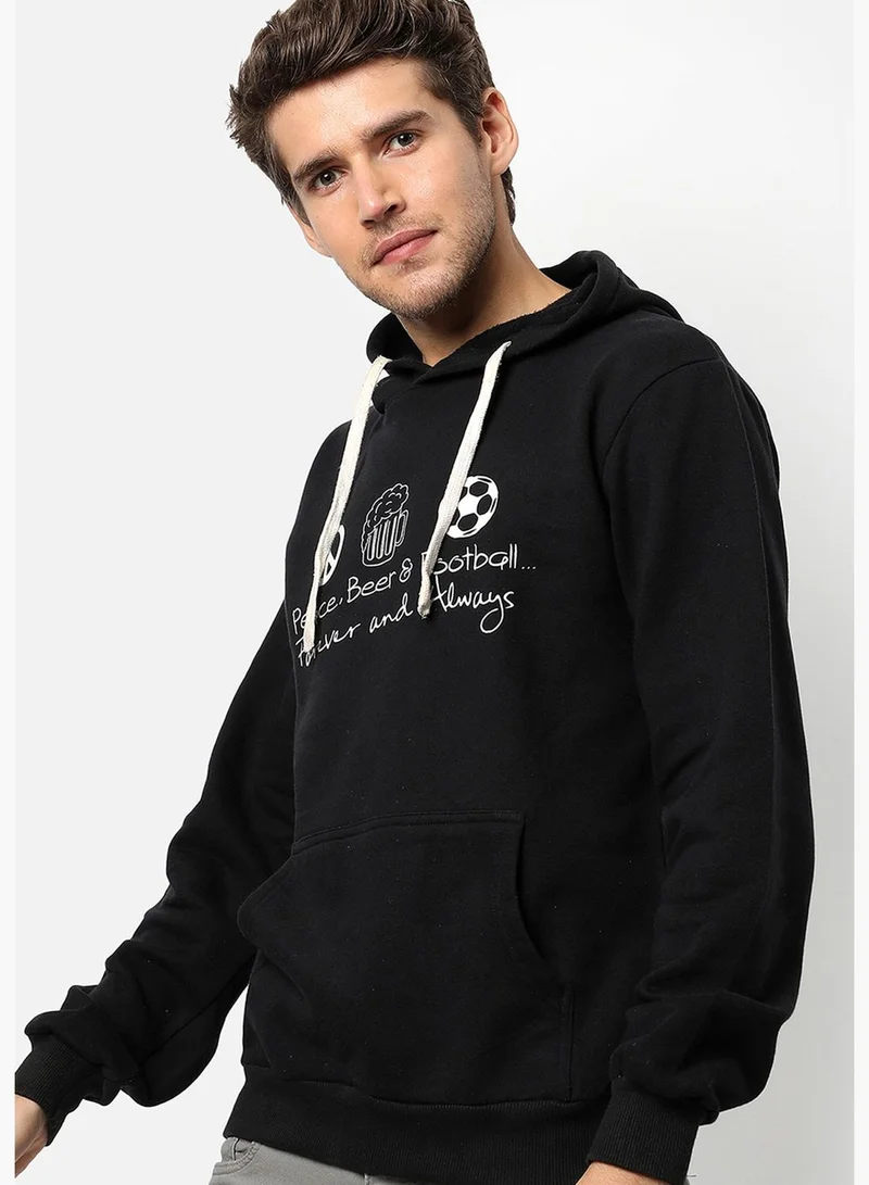Campus Sutra Front Pocket Printed Hoodie