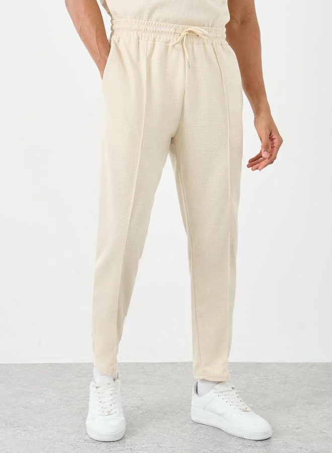 ستايلي Styli Men Solid Regular Fit T-Shirt and Joggers Co-ords
