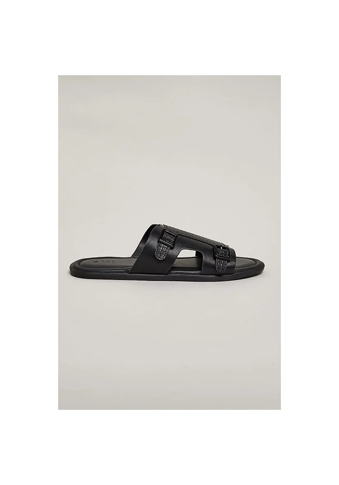 أر أند بي Cut-Out Detail Casual Sandals
