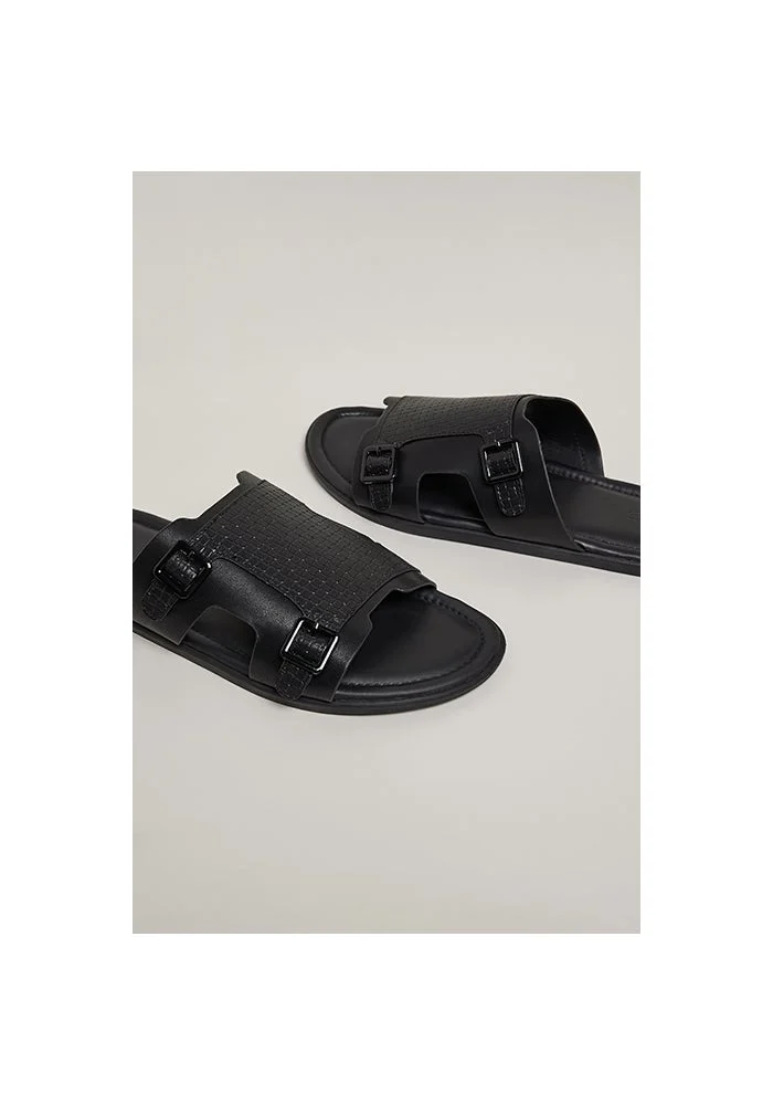أر أند بي Cut-Out Detail Casual Sandals