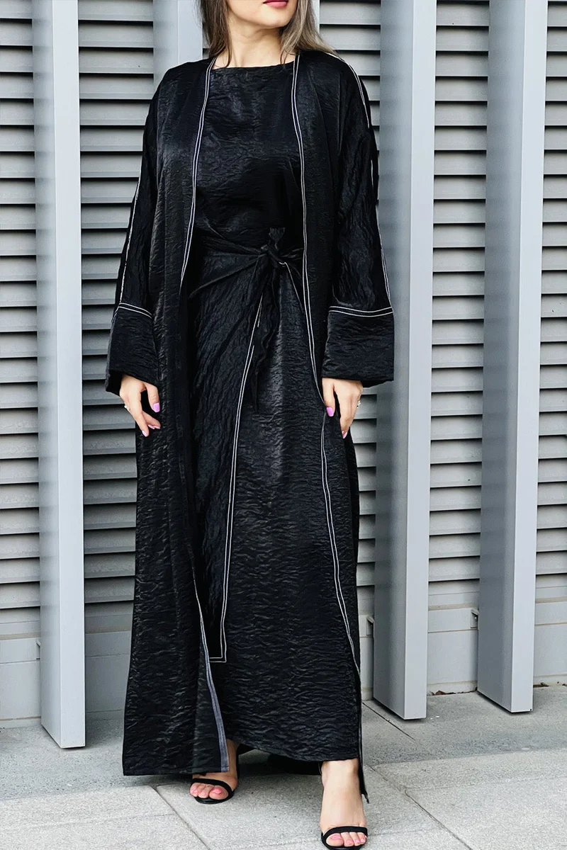 Moistreet 4 Piece Belt Scarf & Abaya Set