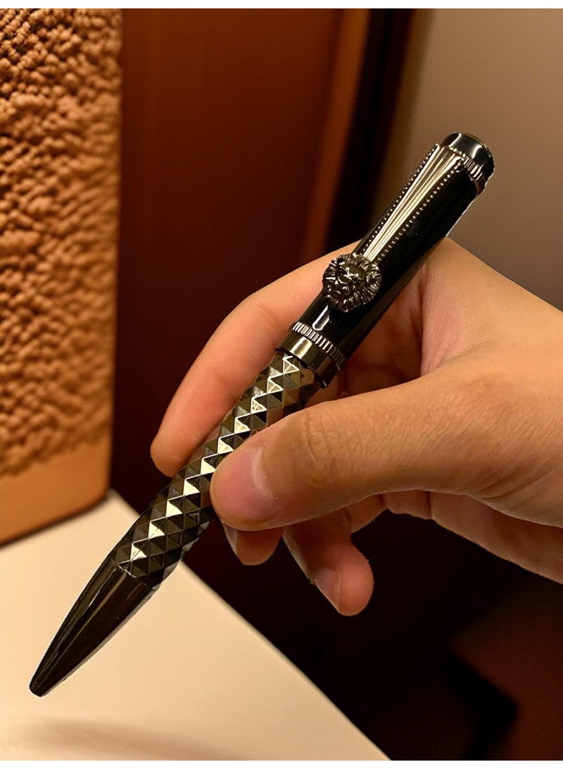 كاجوال كوليكشن قلم حبر جاف بتصميم أنيق وعصري بزخارف ومشبك على شكل أسد يأتي بعلبة مناسبة للإهداء - Image 3