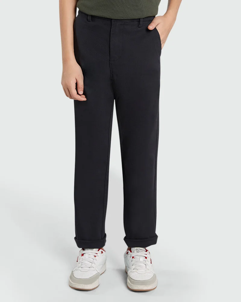 او في اس Black