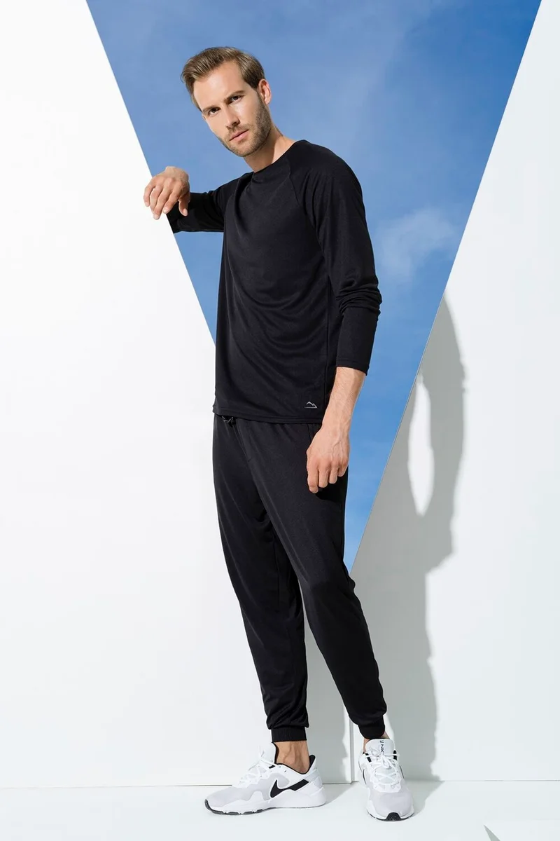 فور يو مان 2-Piece Long Sleeve Reflective Detailed Black Joger Suit S27159