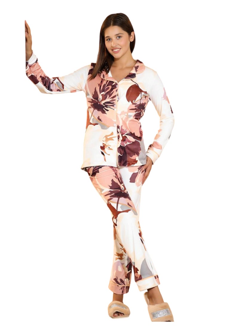 بيجامة شتوي قطيفة كلاسيك بأزرار بنقشة زهور للنساء - Image 1