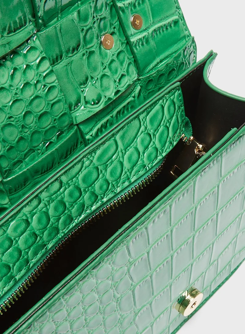 shoexpress Chain Detailed Crossbody