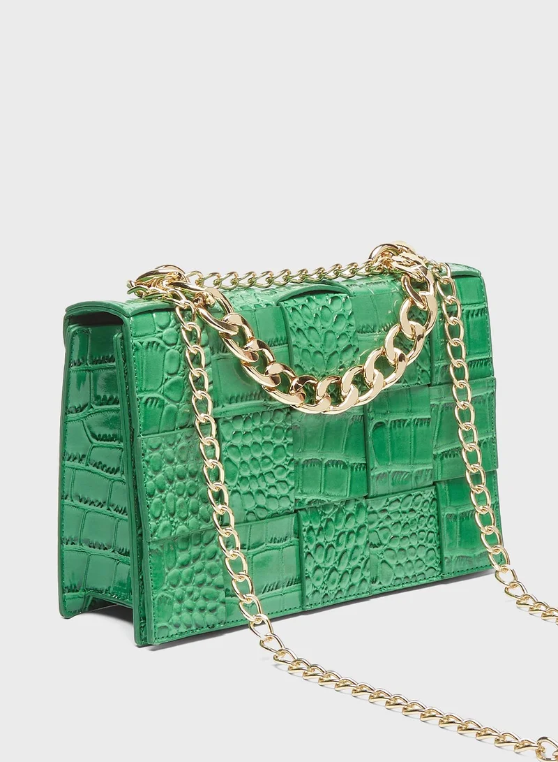 shoexpress Chain Detailed Crossbody