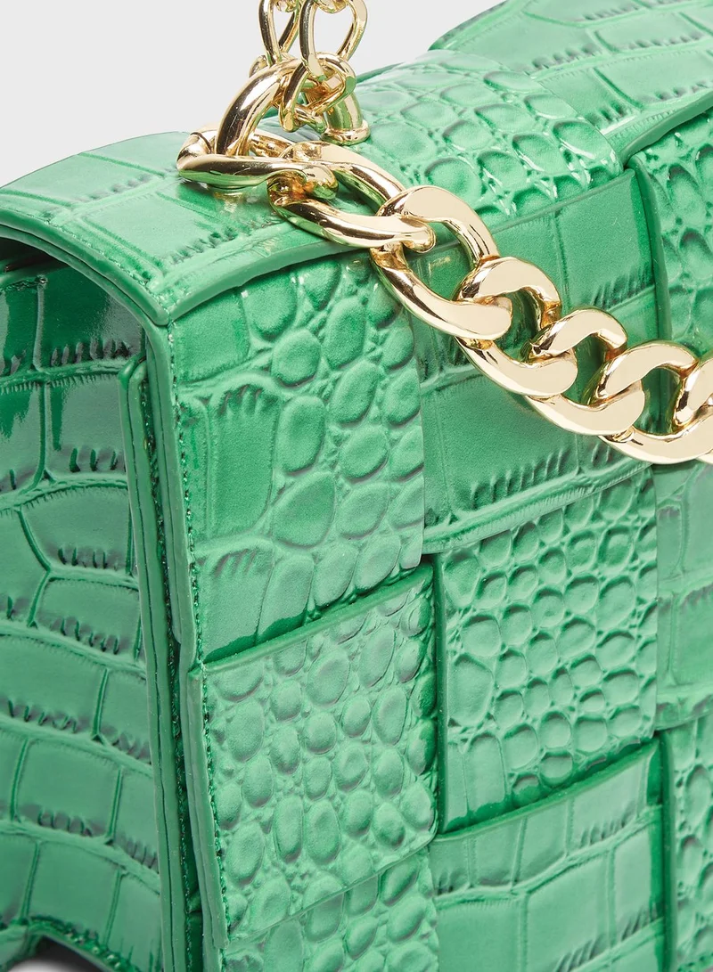 shoexpress Chain Detailed Crossbody