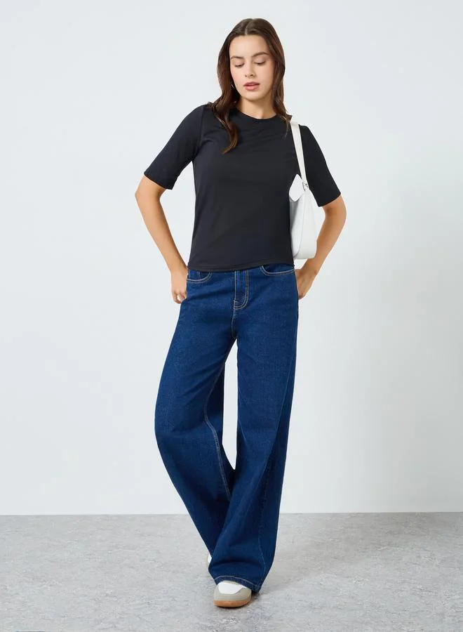 ستايلي تيشيرت محبوك قصة ضيقة