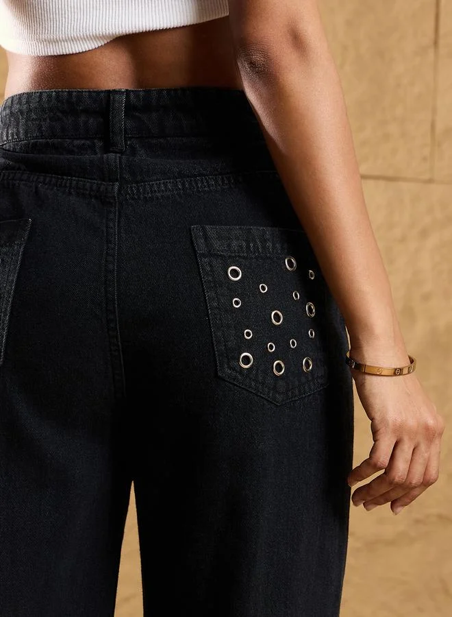 SASSAFRAS Mid Rise Pocket Eyelet Detail Straight Fit Jeans by Styli