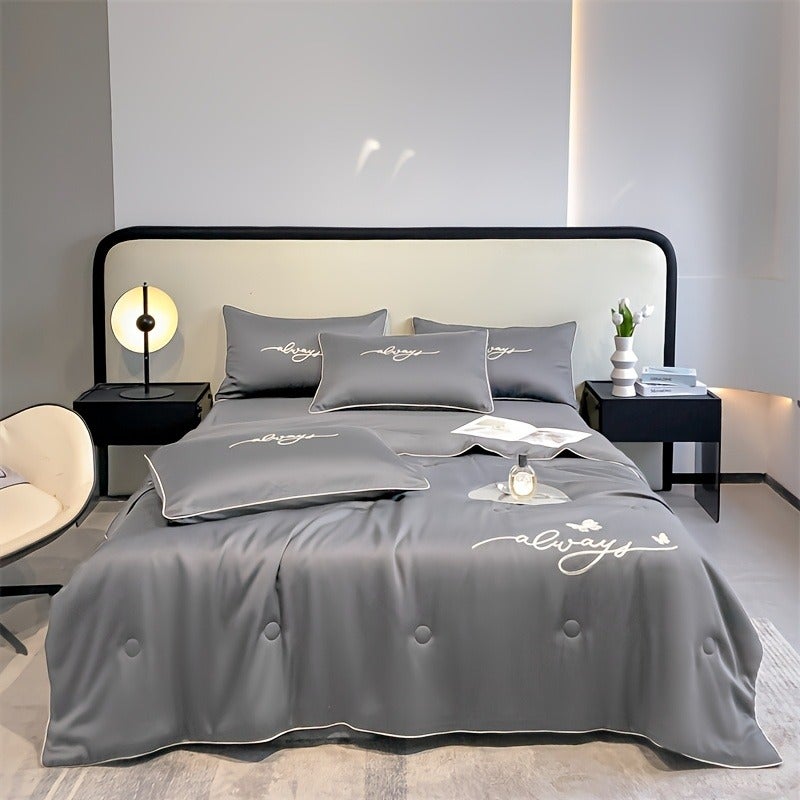 1pc Ultra Soft Summer Cool Quilt (1 Summer Quilt, Pillow Not Included) Luxury Ice Fiber Fabric Embroidered Comfortable Air Conditioner Quilt Multi-Functional Summer Cool Quilt Cool Thin Quilt Bedding - Image 1