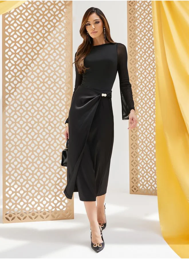Styli Solid Knot Detail A-Line Midi Skirt