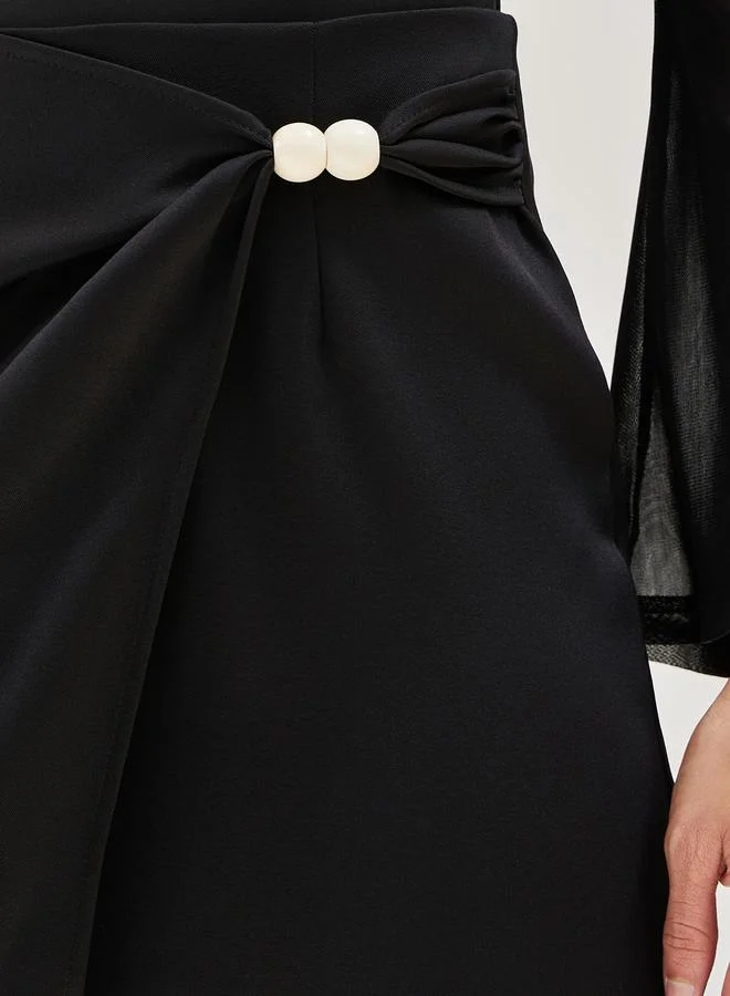 Styli Solid Knot Detail A-Line Midi Skirt