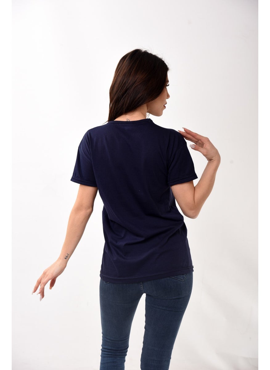 Belifanti Collection تي شيرت نسائي أساسي بياقة دائرية قصيرة الأكمام لون أزرق Navy  - Image 5