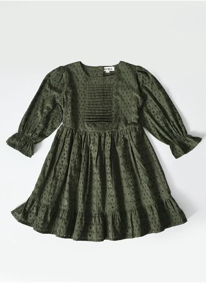بيلا مودا Bella Moda Solid Schiffli Pintuck Detail Dress with 3/4 Sleeves