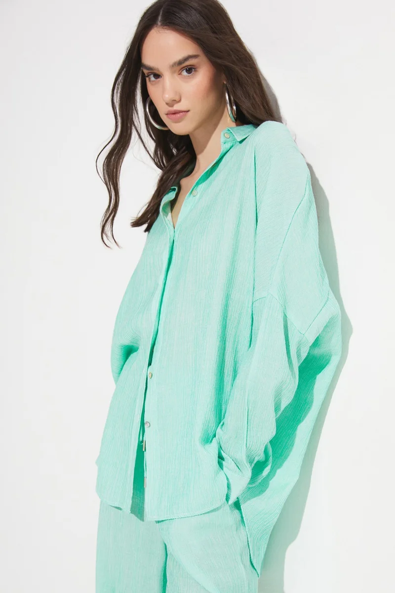JUNE Exclusive Linen Blend Shirt