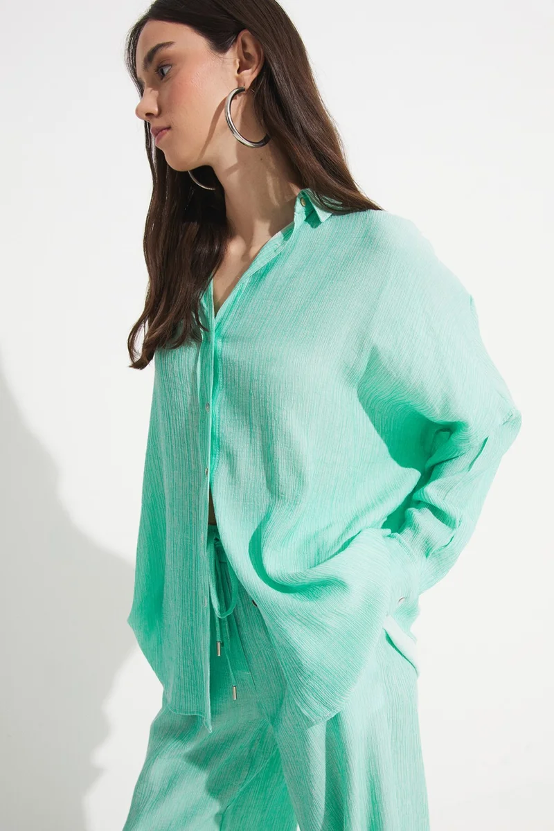 JUNE Exclusive Linen Blend Shirt
