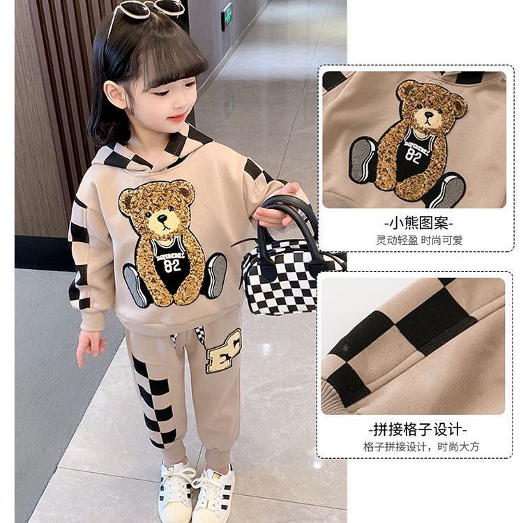 Girls Internet Celebrating suit Stylish Spring and Autumn 2024 New Childrens Girls Baby Childrens Fashionable Trendy Cartoon Two-Piece Set Khaki suit [without hood cord]