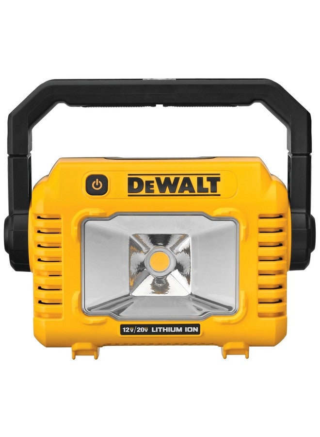 ديوالت مصباح عمل LED من DEWALT بقوة 12 فولت/20 فولت بحد أقصى، صغير الحجم مع مقبض دوار بزاوية 360 درجة، سطوع 2000 لومن، لاسلكي، للاستخدام مع الأدوات فقط (DCL077B) - Image 1