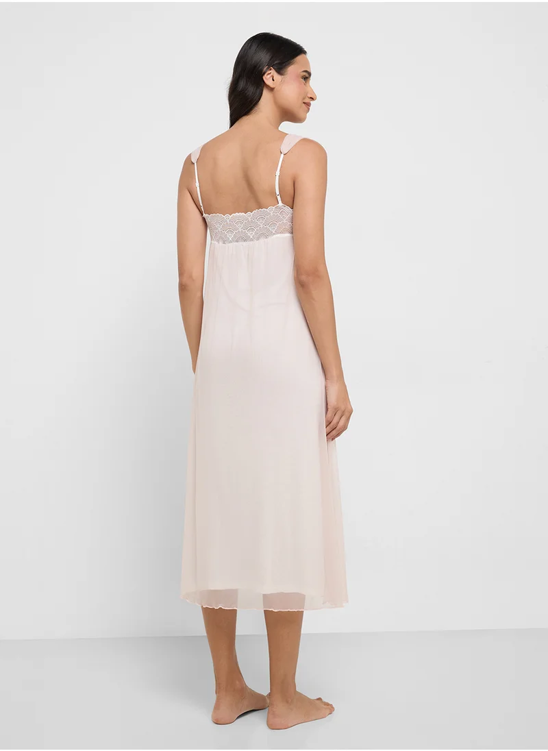 ELLA Nighdress With Lace Trims