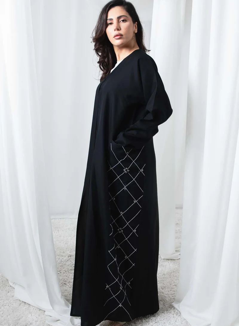 MSquare Fashion Classic Black Embroidered Pocket Abaya – Side Panel Elegance