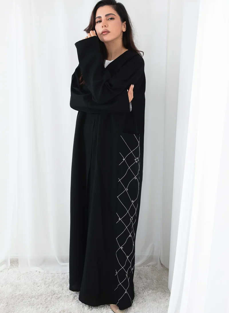 MSquare Fashion Classic Black Embroidered Pocket Abaya – Side Panel Elegance
