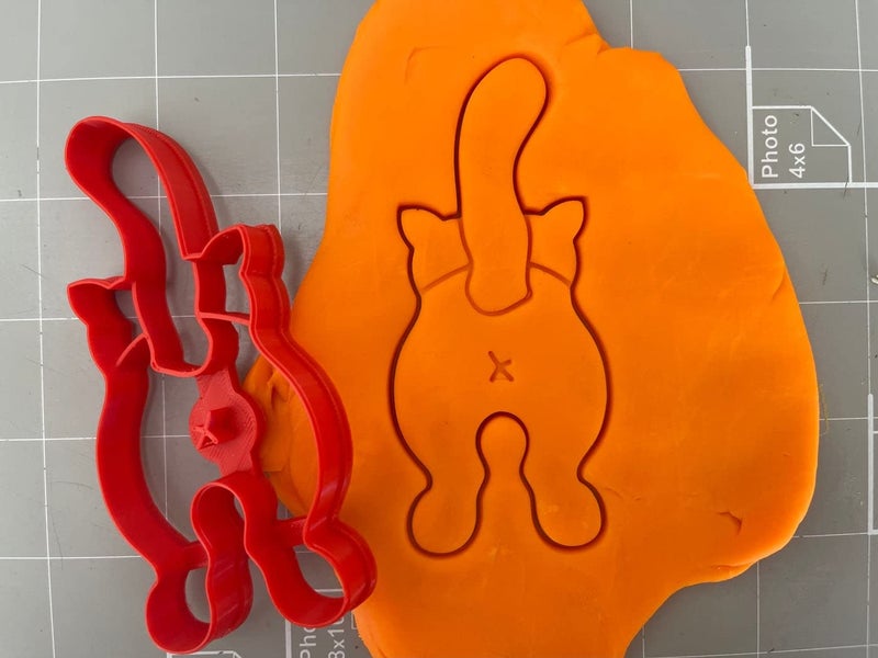 Cookie Cutz Cat Butt Cookie Cutter (5.0 inch) - Image 2