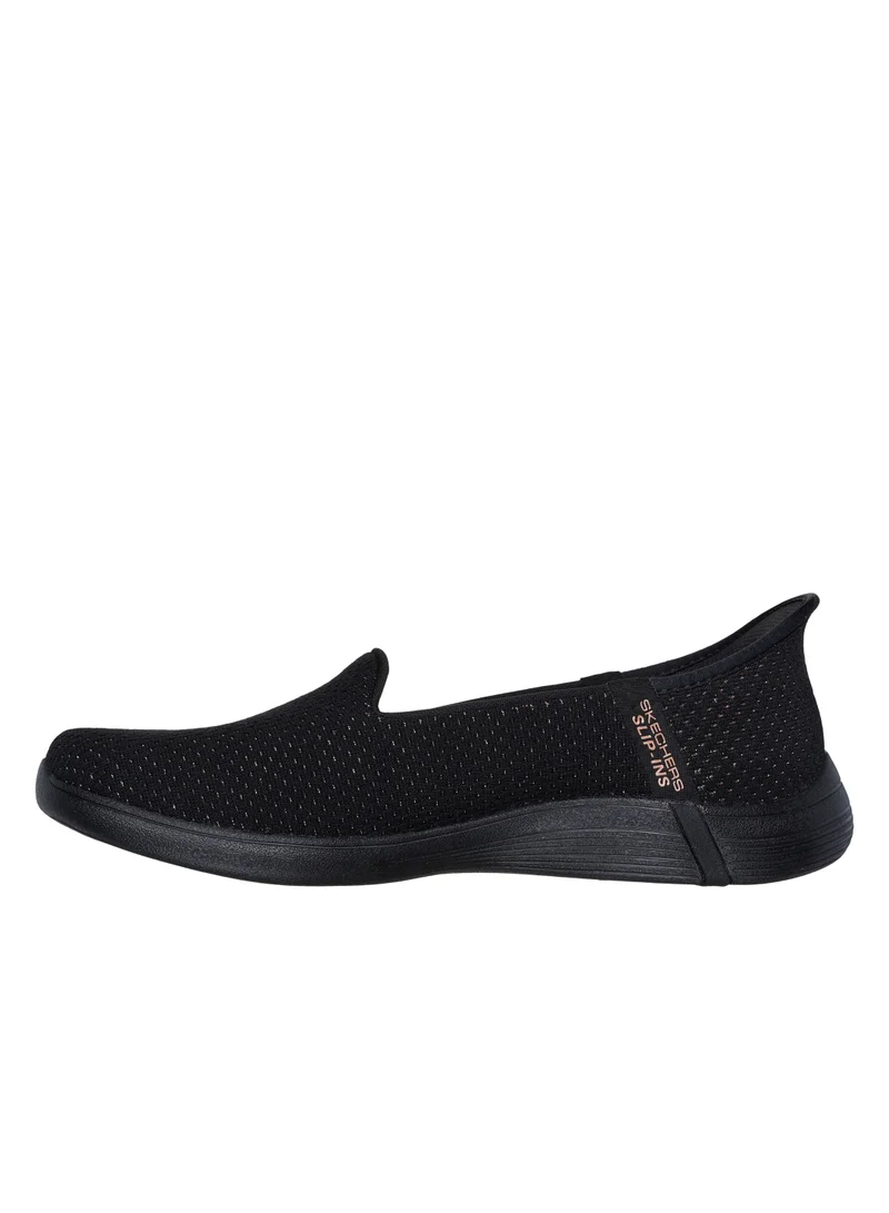 SKECHERS ON-THE-GO SWIFT