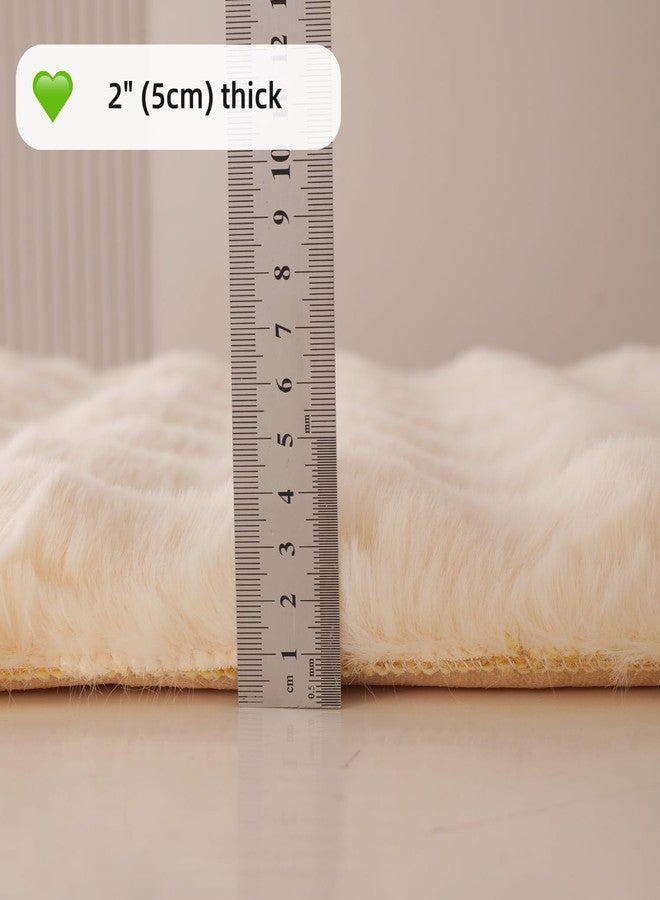 SHENGOCASE Pet Cushion Pad, Faux Fur Dog and Cat kneading Pillow, Cozy Bed Insert for Crate Pad Padding for Cage Kennel House Condo Shelf (27.5" x 41") - Image 4