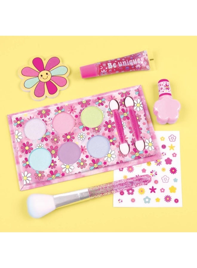Make It Real Blooming Beauty Cosmetic Set - Image 5