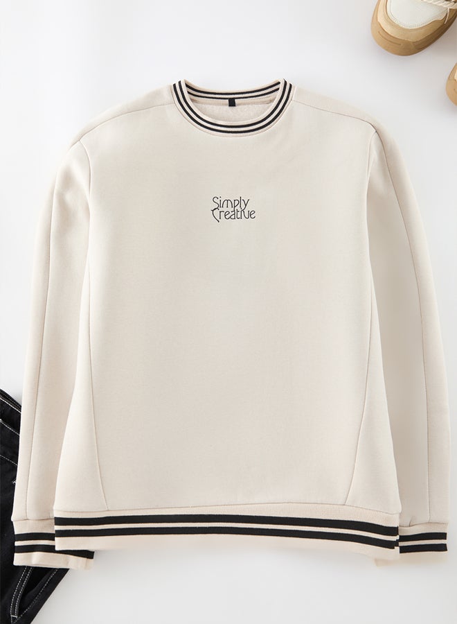 trendyol Ecru Regular/Normal Cut Collar Knitwear Band Detailed Text Printed Sweatshirt - Image 5