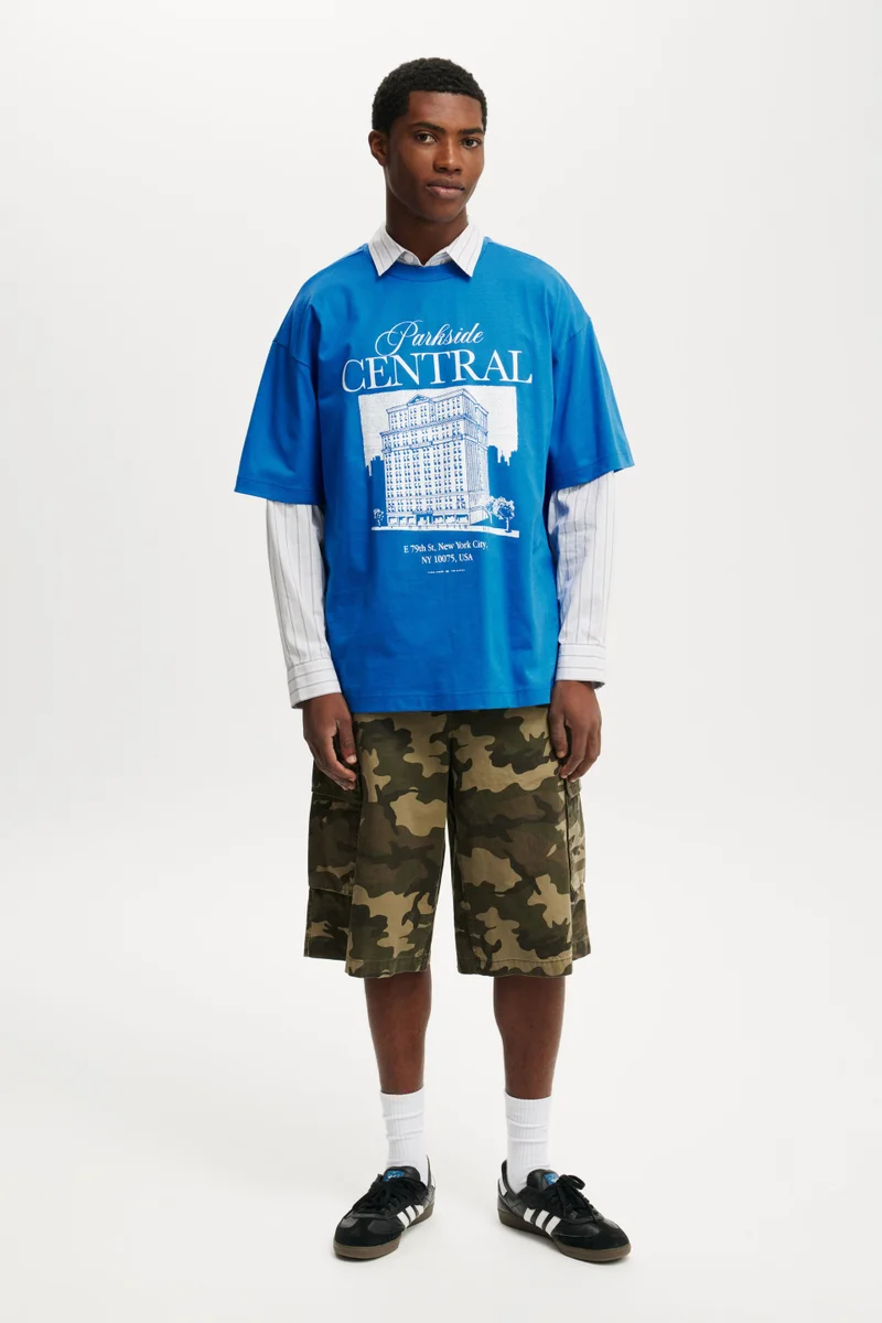 كوتون اون Box Fit Graphic T-Shirt