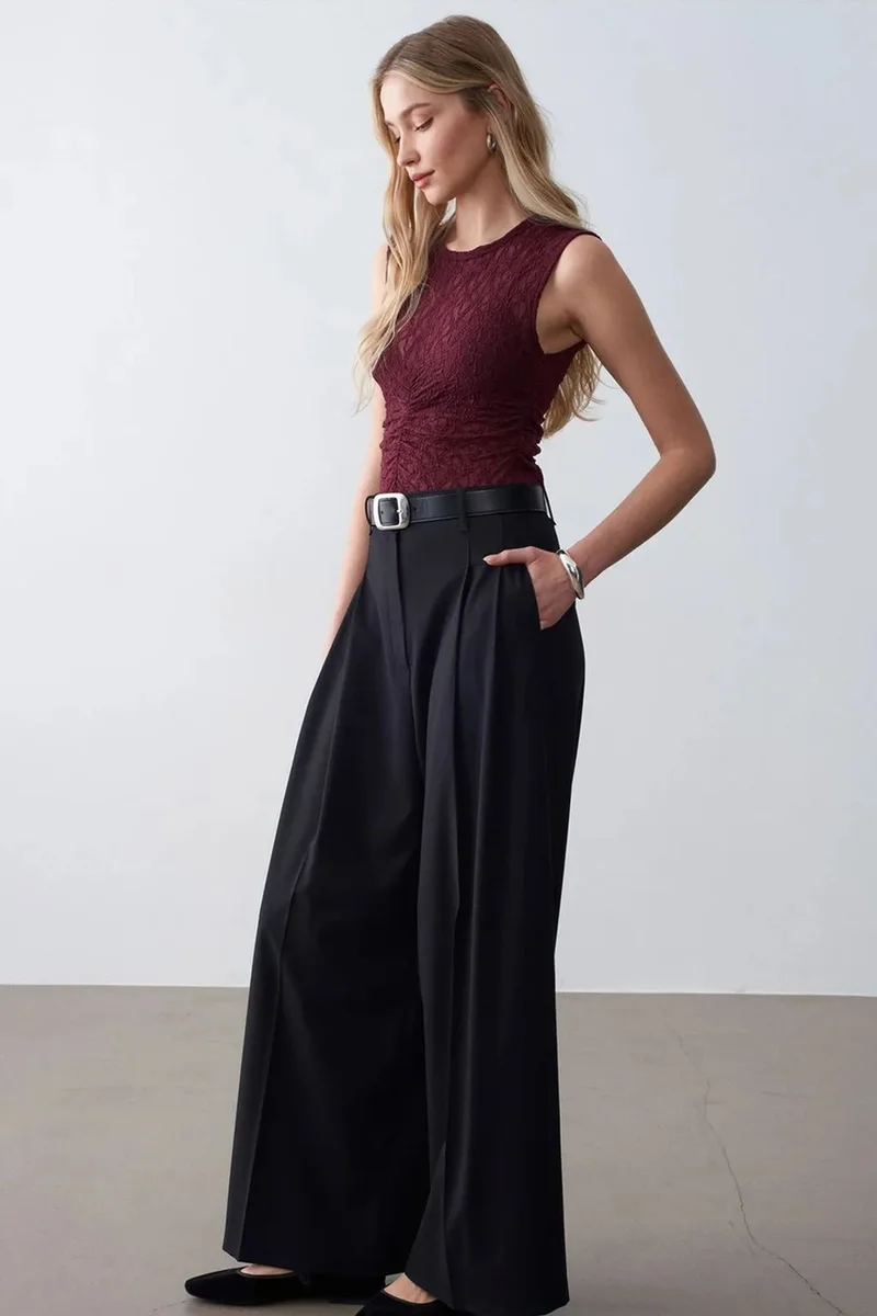 Dilvin Burgundy Red DILVIN Sleeveless Lace Ribbed Blouse for Women | Best Price UAE
