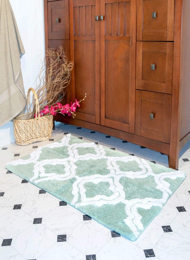 Chesapeake Double Quatrefoil 2Pc. Subtle Green Bath Rug Set 36965 (21"x34" & 24"x40") - Image 2