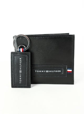 Tommy Hilfiger Wallet & Keychain Set For Men - pzsku/Z873D7CFC00C1DCC4E37AZ/45/_/1737215821/594fe721-d41d-4f57-bcc1-55b383f5bf1d