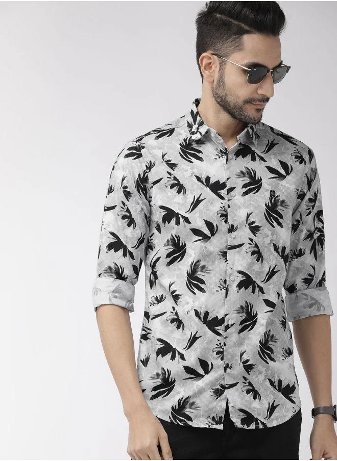The Indian Garage Co Men Slim Fit Abstract Printed Full Sleeves Cutaway Collar Casual Shirt