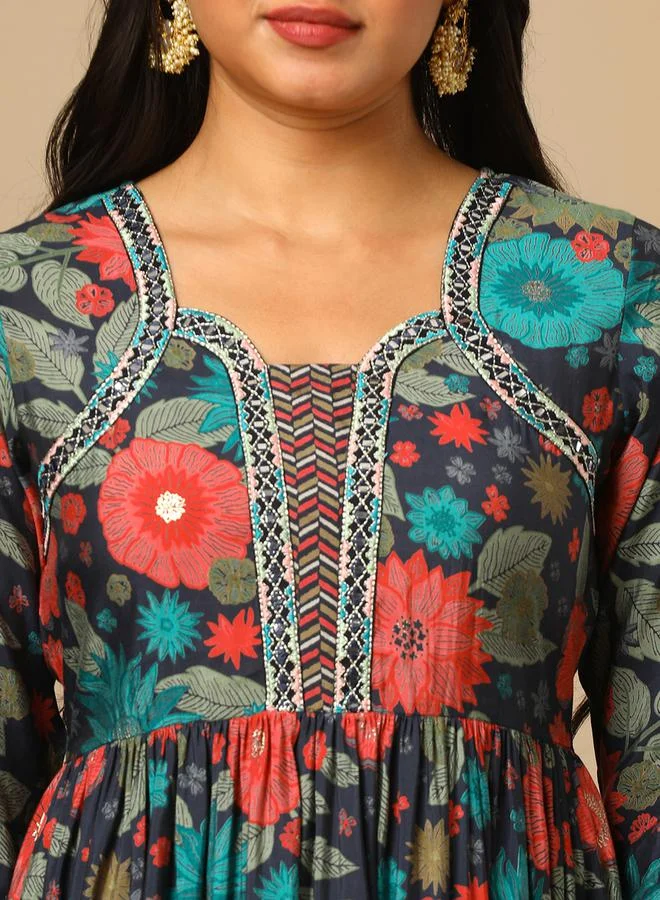 globus Globus All-Over Floral Print Embroidered Tunic and Elasticated Chevron Print Trouser Co-Ords