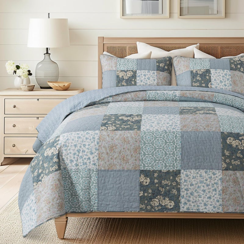 SLPR Wildflowers Cotton Quilt Set  Queen Size with 2 Shams Blue Gray Floral Pieced Patchwork Design Country Quilted Bedspread with Flower Pattern Cottage Style Bedding for All Seasons