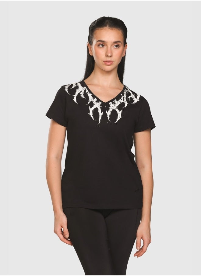 Musclemind Women's Printed V-Neck Regulr Fit T-Shirt with Super Soft, Long-Lasting Colour, Wrinkle Resistant Stretchable Fabric, for All Day Comfort  - Image 4