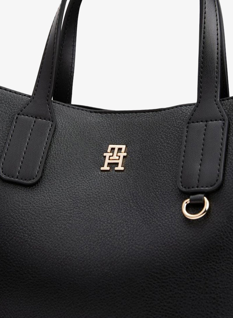 تومي هيلفيغر حقيبة يد صغيرة بسحاب وتفاصيل شعار مميزة - Image 4