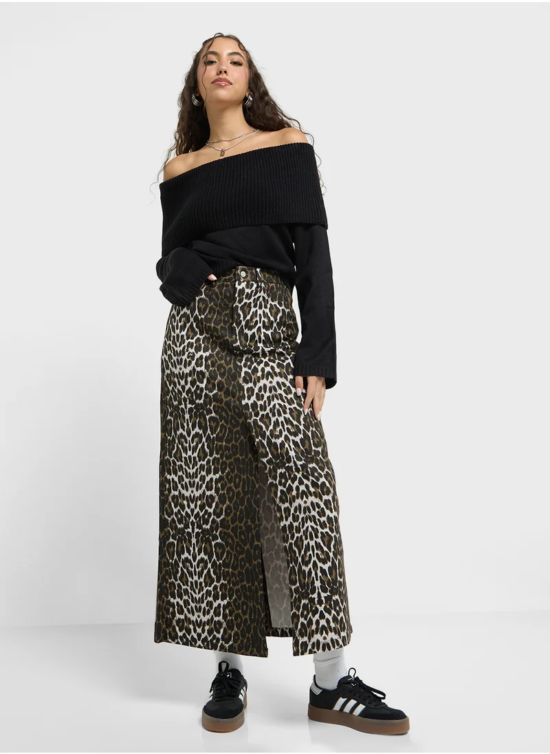 جينجر Denim Maxi Skirt In Leopard Print